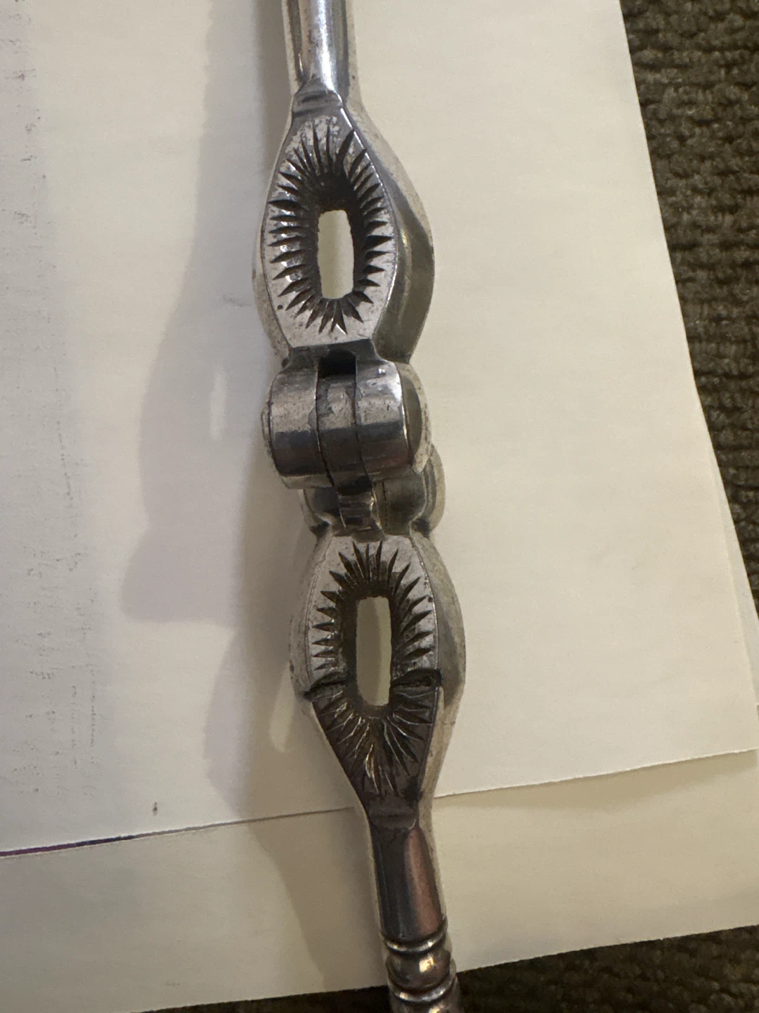 Vintage Metal Nut Cracker - photo 3