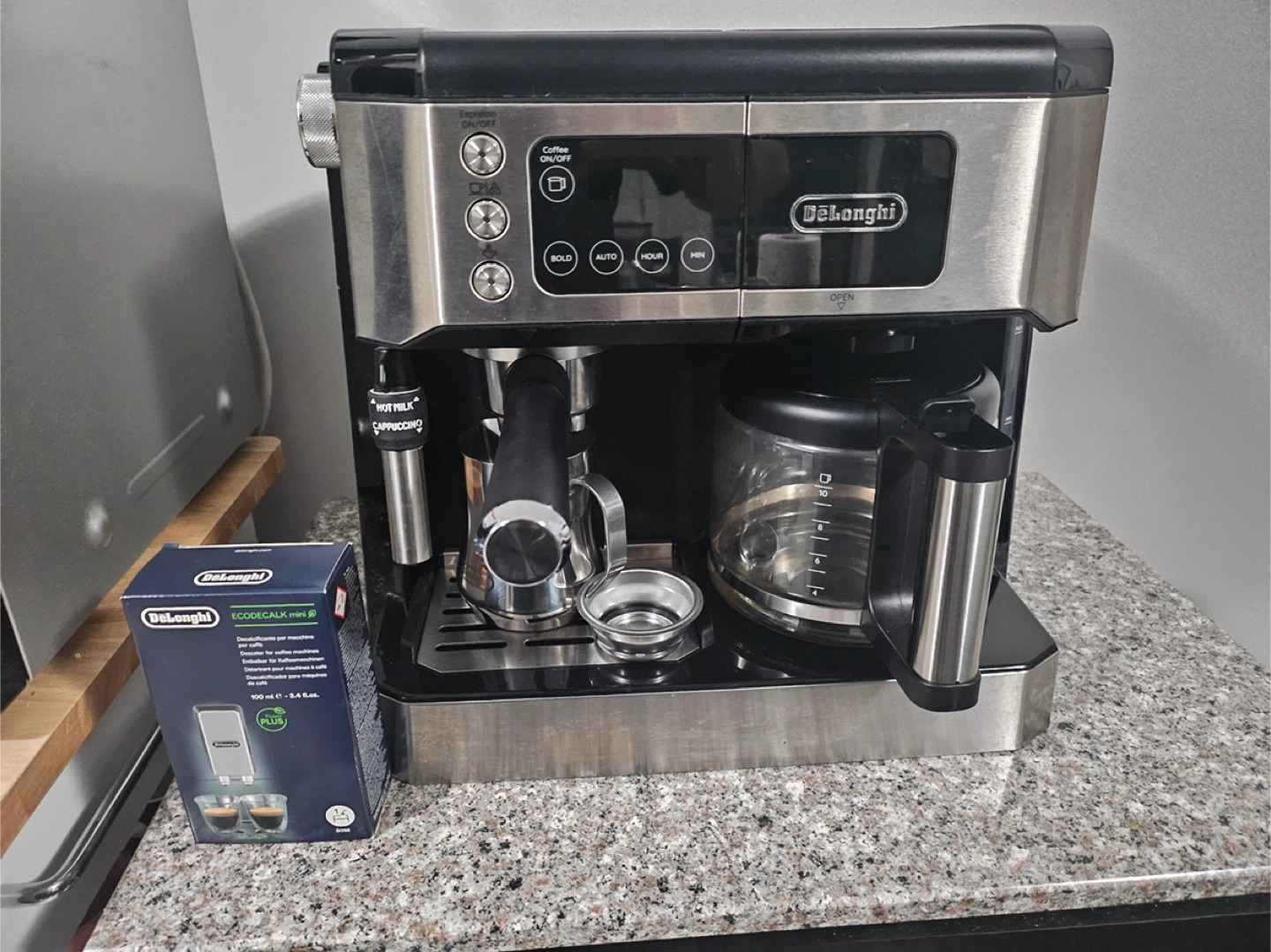 Delonghi All-in-one Coffee and espresso maker