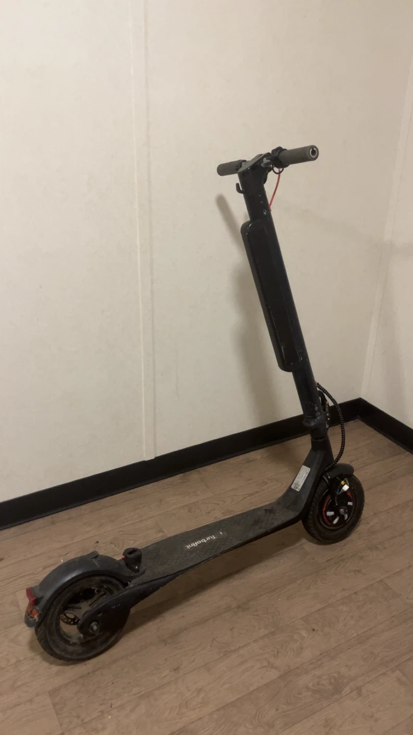 Turboant Electric Scooter