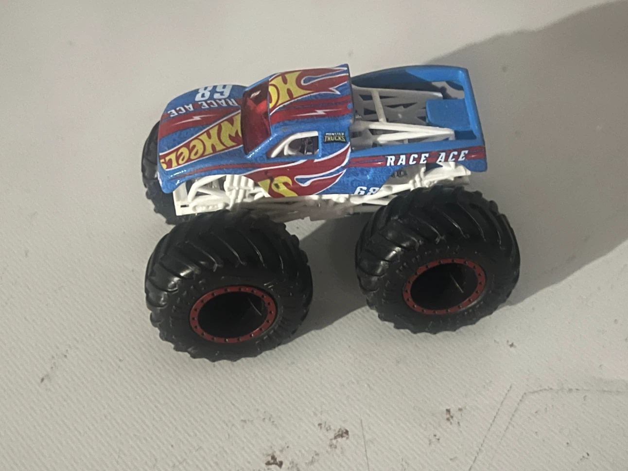 Hot Wheels Monster Truck "Race Ace"