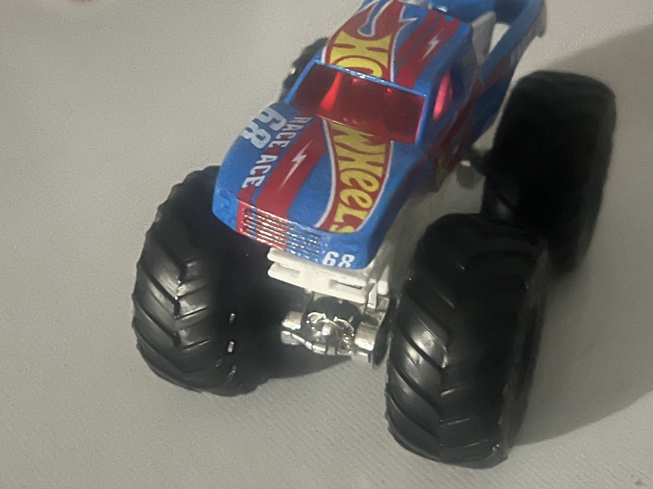 Hot Wheels Monster Truck "Race Ace" - photo 2
