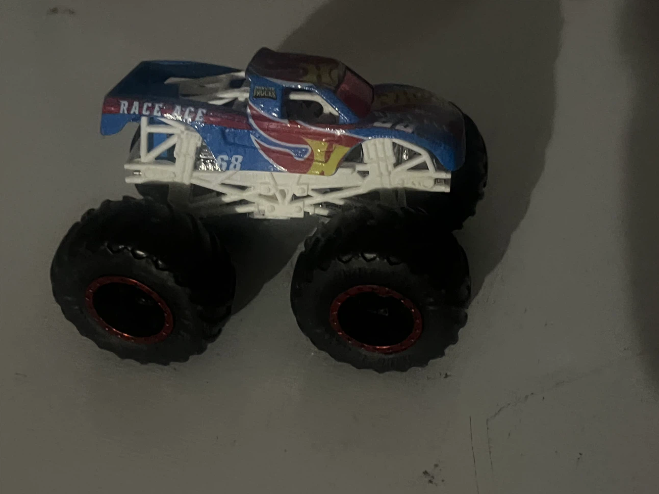 Hot Wheels Monster Truck "Race Ace" - photo 3