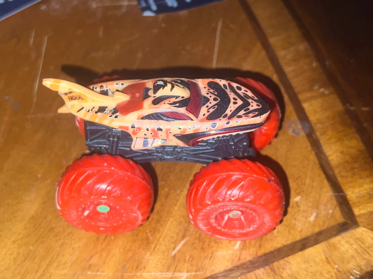 Hot Wheels Monster Trucks Shark Car - photo 3
