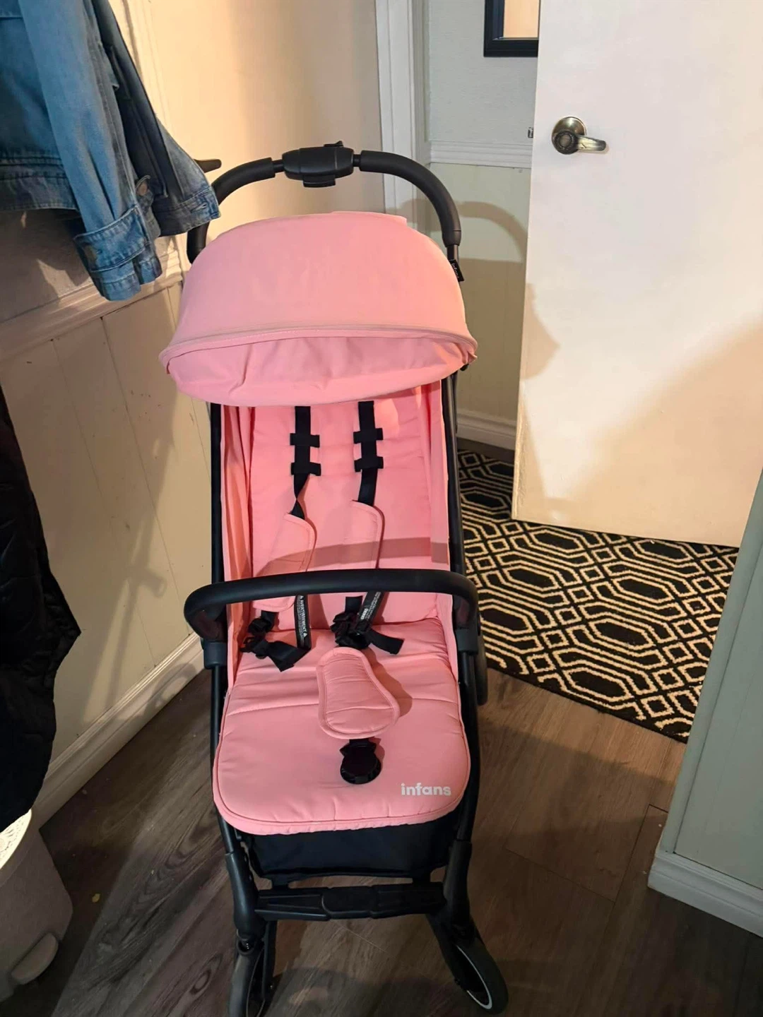 Infans Pink Compact Travel Stroller - photo 3