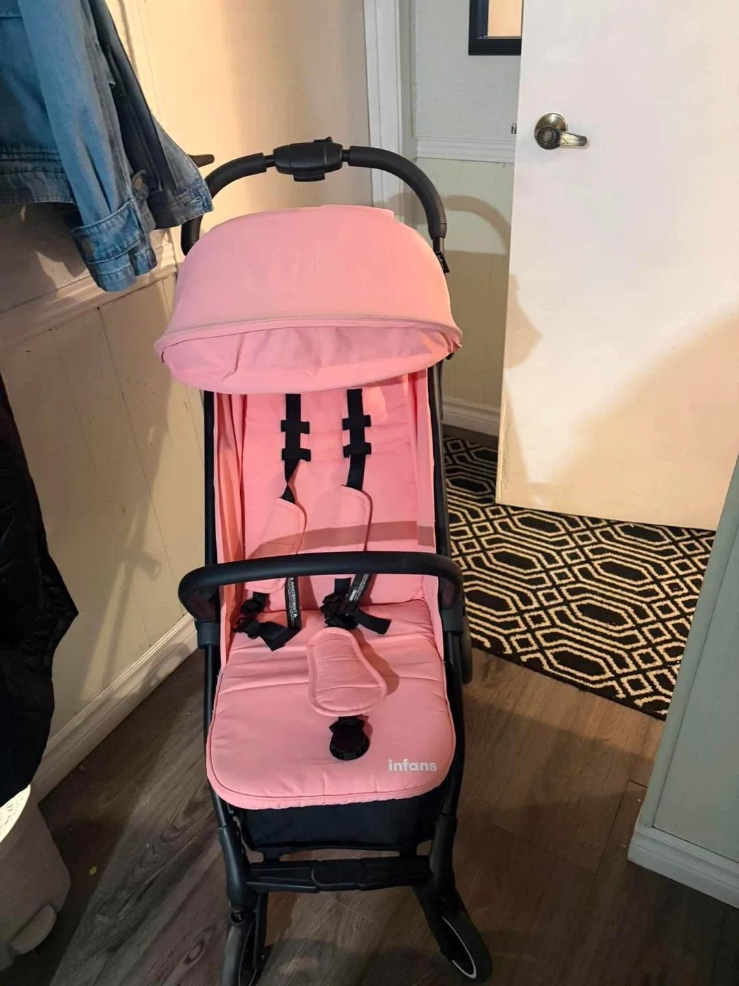 Infans Pink Compact Travel Stroller - photo 3