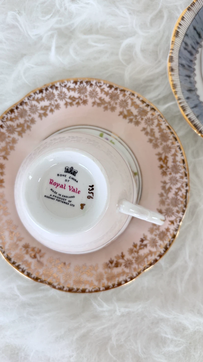 Royal Albert and Royal Vale Bone China Tea Sets - photo 3