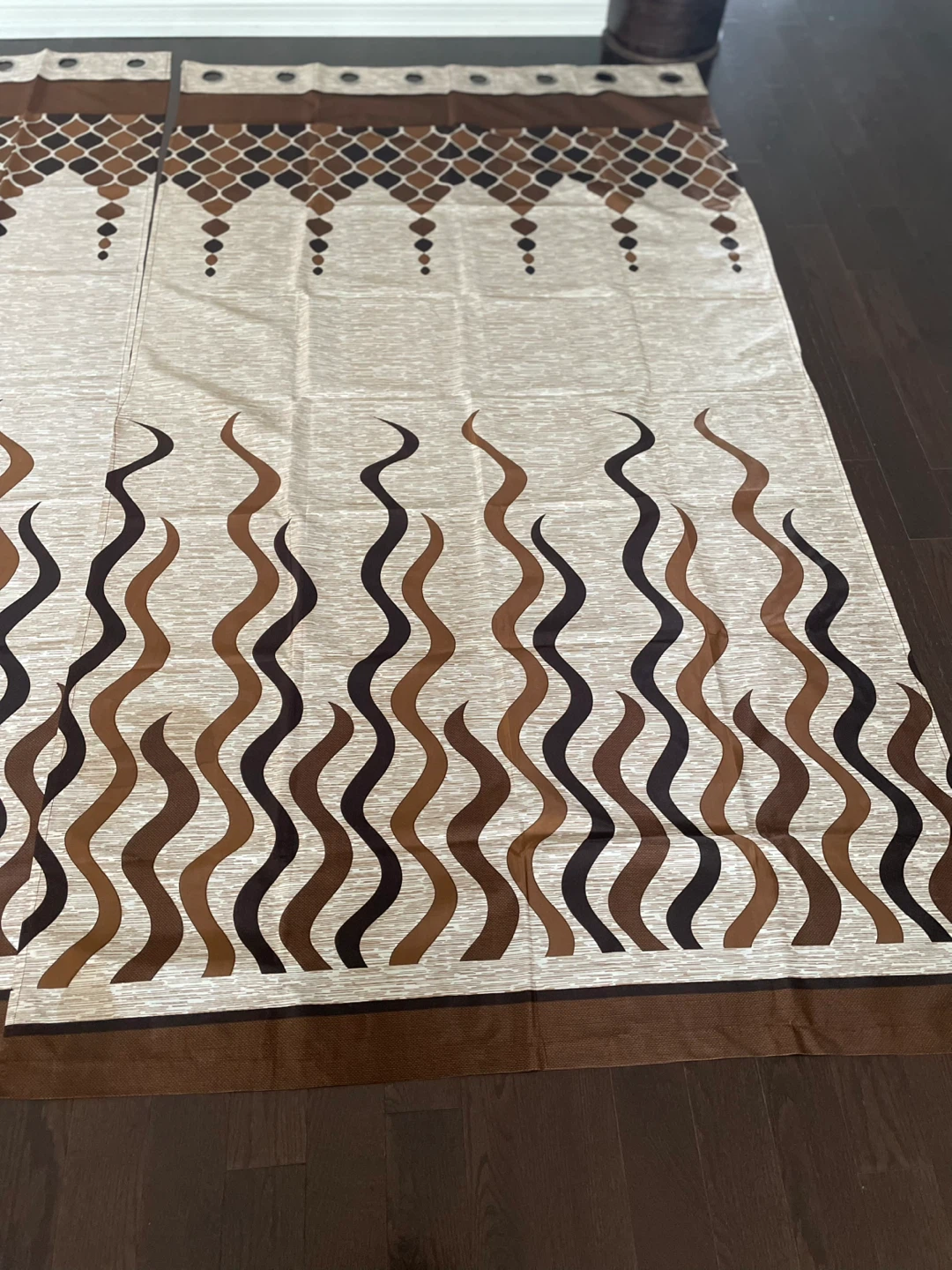 Brown Wave Pattern Curtains - photo 3