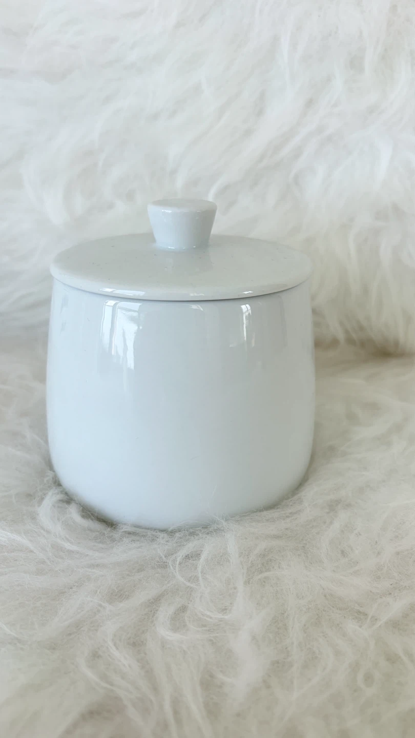 Crate & Barrel Sugar Bowl and Harman Napkin Set - photo 3