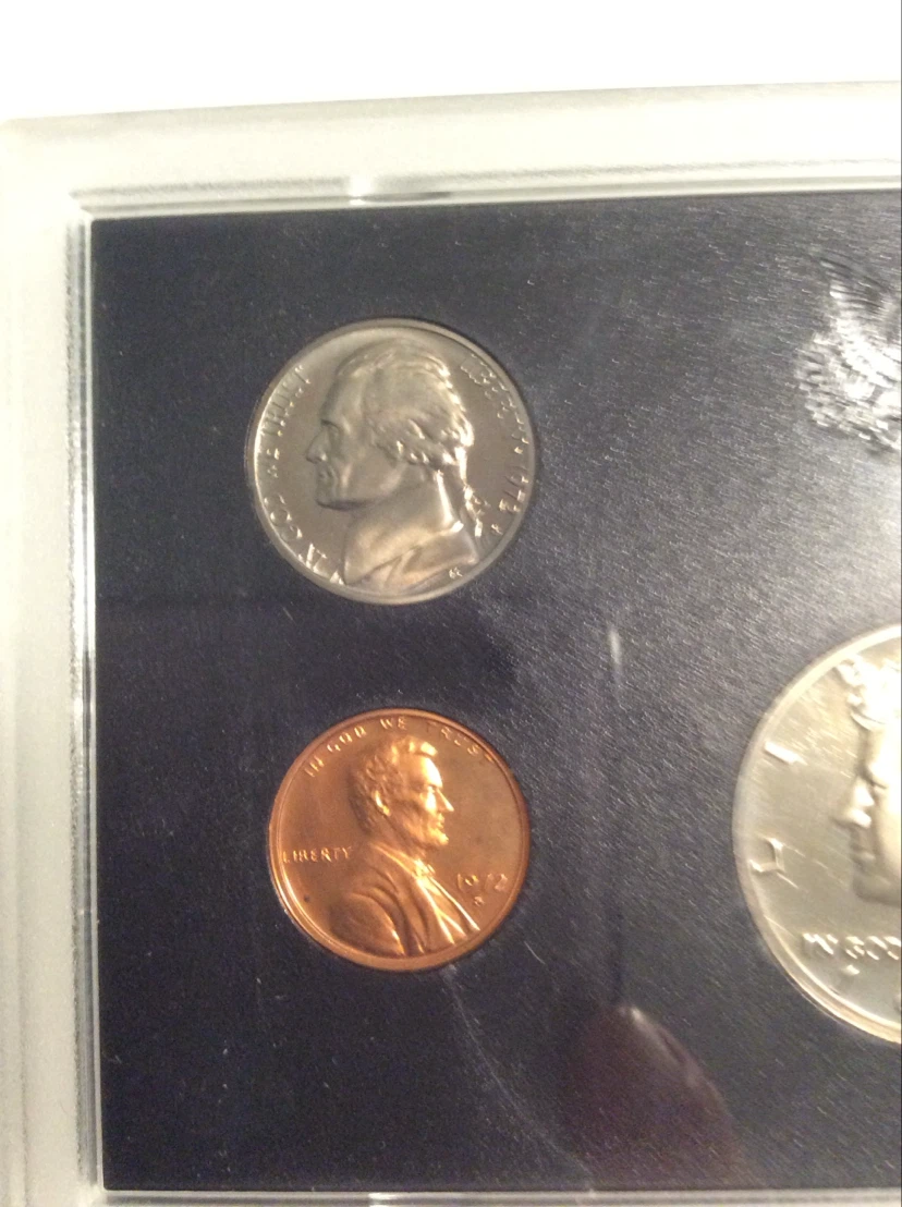 1972 United States Mint Proof Coin Set - photo 4