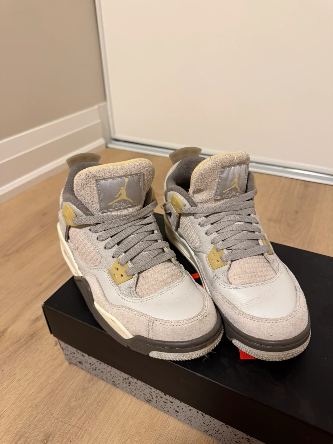 Air Jordan 4 Retro SE Craft GS -Us8(25cm) $100