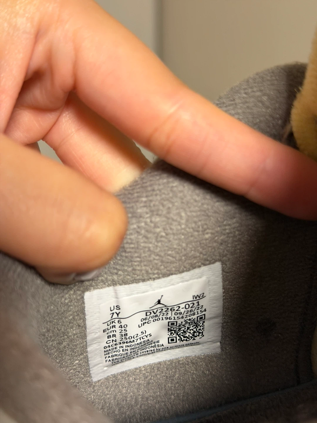 Air Jordan 4 Retro SE Craft GS -Us8(25cm) $100 - photo 4
