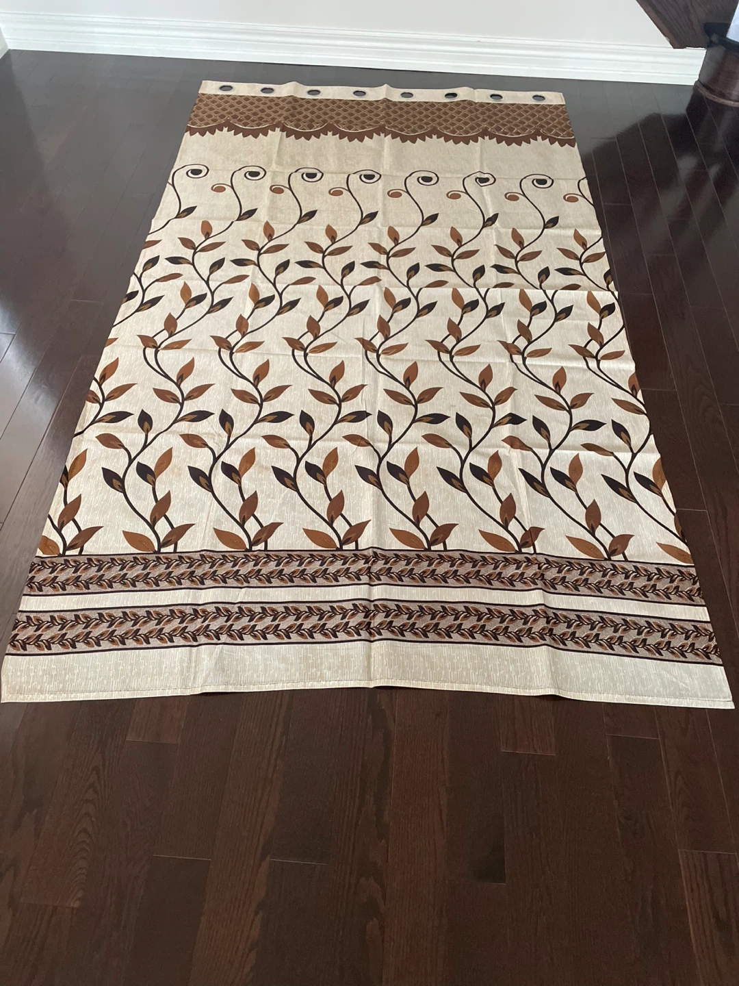 Curtain Panel with Leaf Pattern