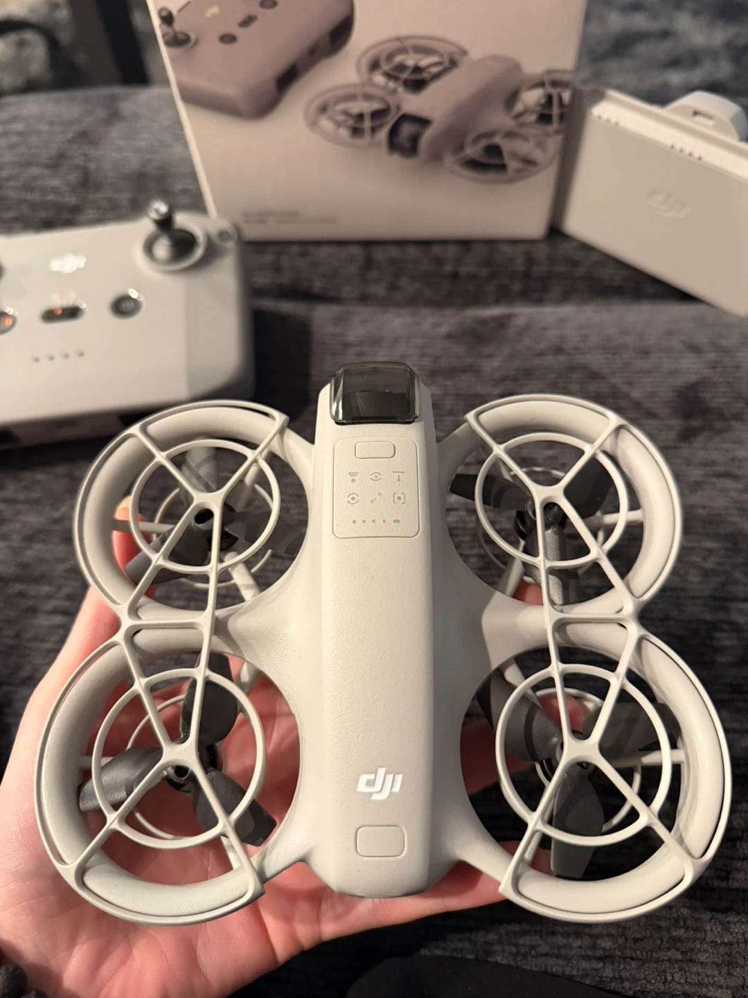 DJI NEO Drone Fly More Combo - photo 4