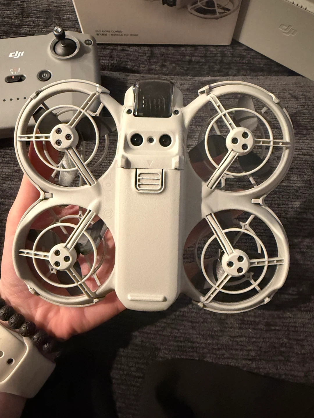 DJI NEO Drone Fly More Combo - photo 5