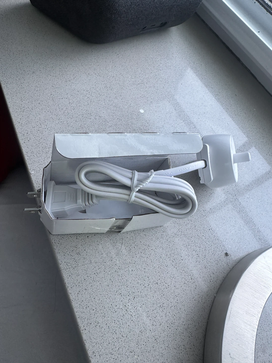 Braun Personal Hygiene Appliance Charger Type: 3757 - photo 4
