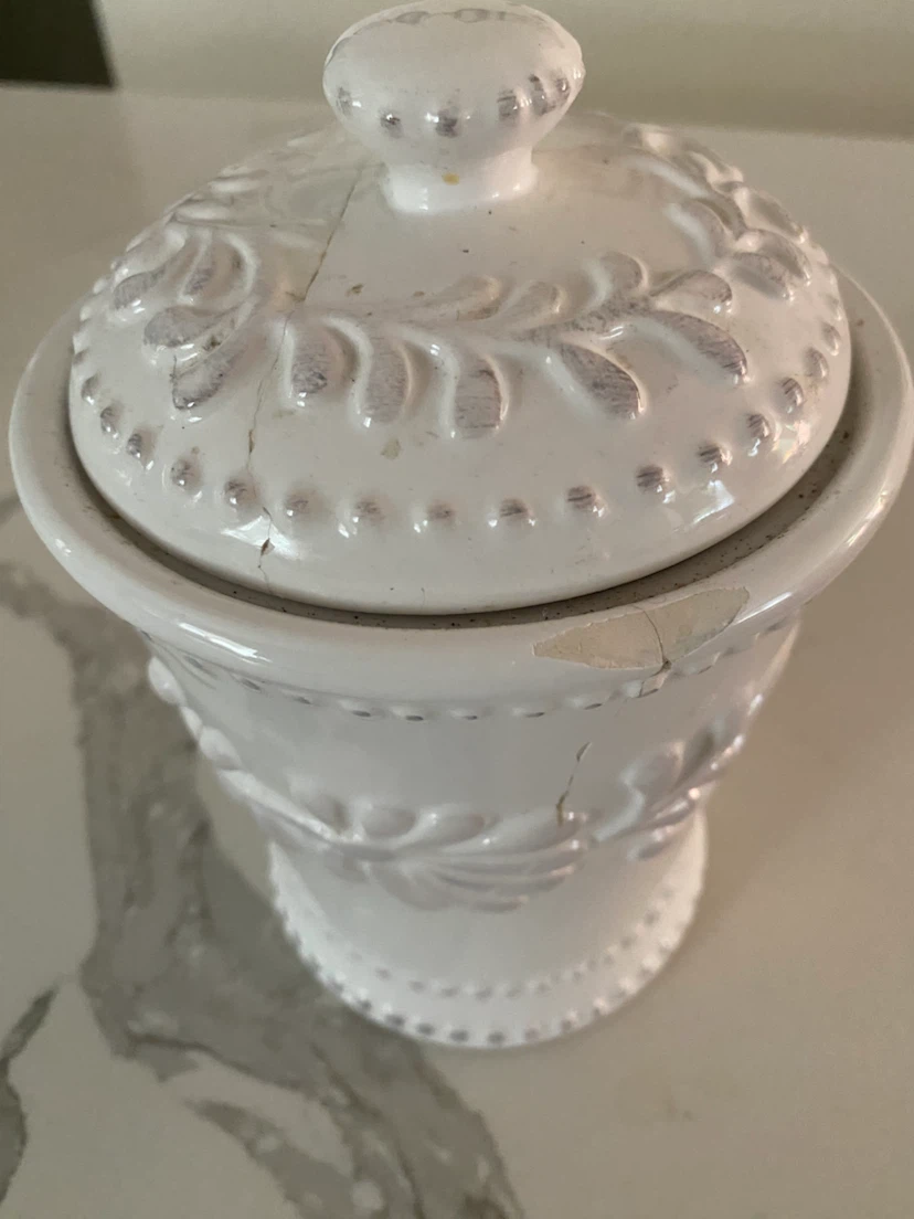 White Embossed Ceramic Jar with Lid - photo 2