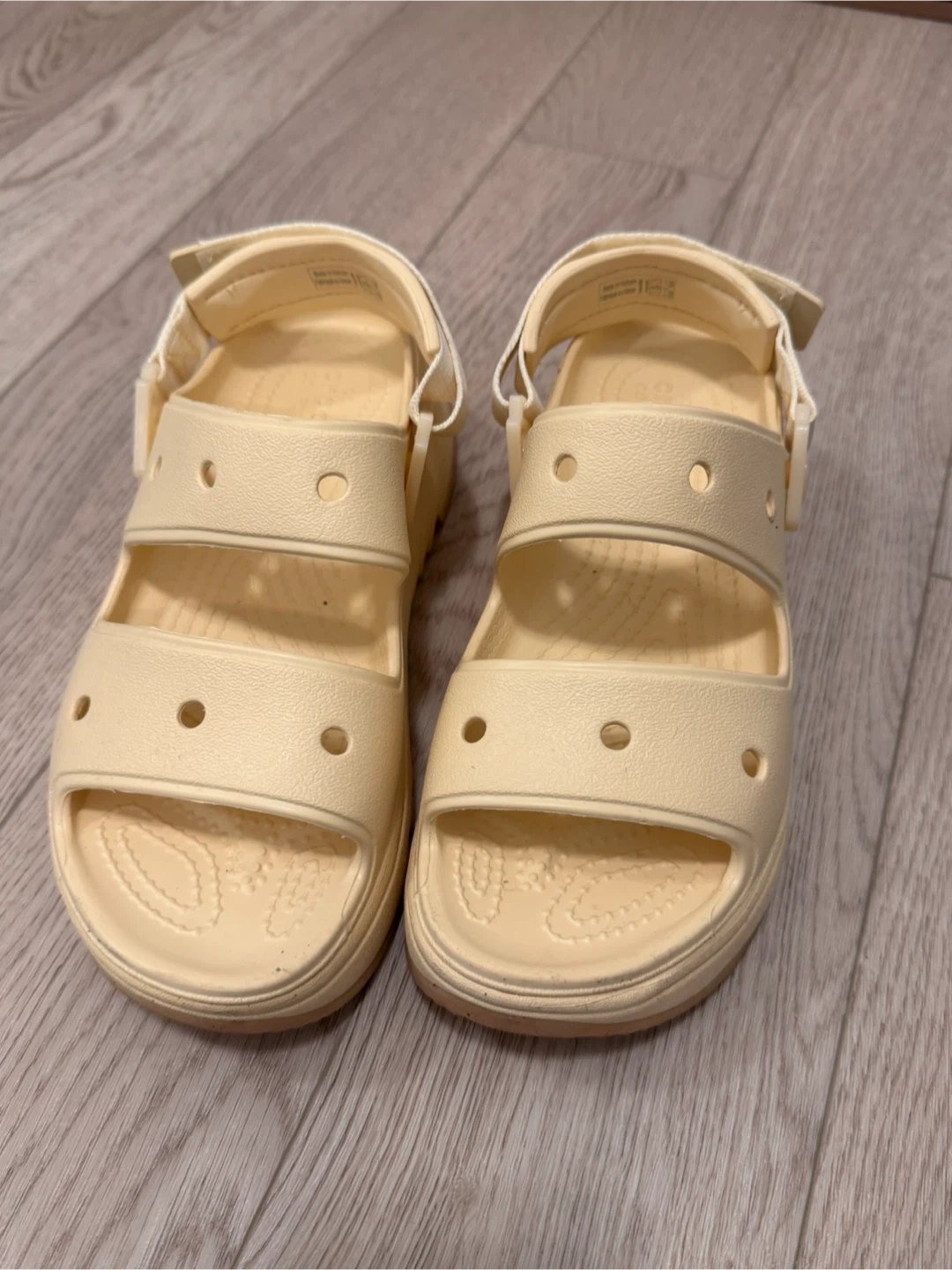 Crocs Beige Sandals
