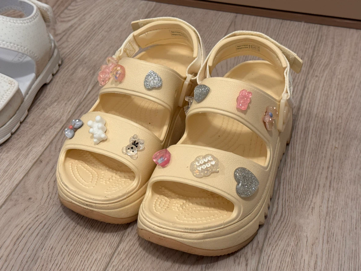 Crocs Beige Sandals - photo 2