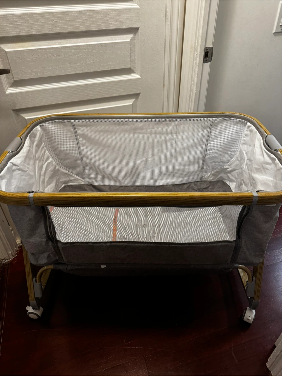 Baby Bassinet sleeping - photo 4