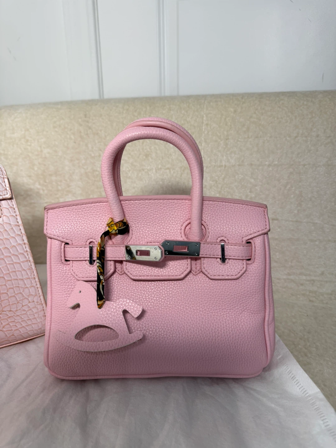 Beautiful handbags. Too cute - photo 3