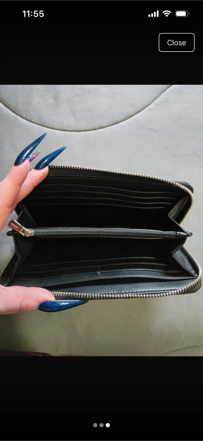 Authentic Coach Zip Around Wallet - photo 3