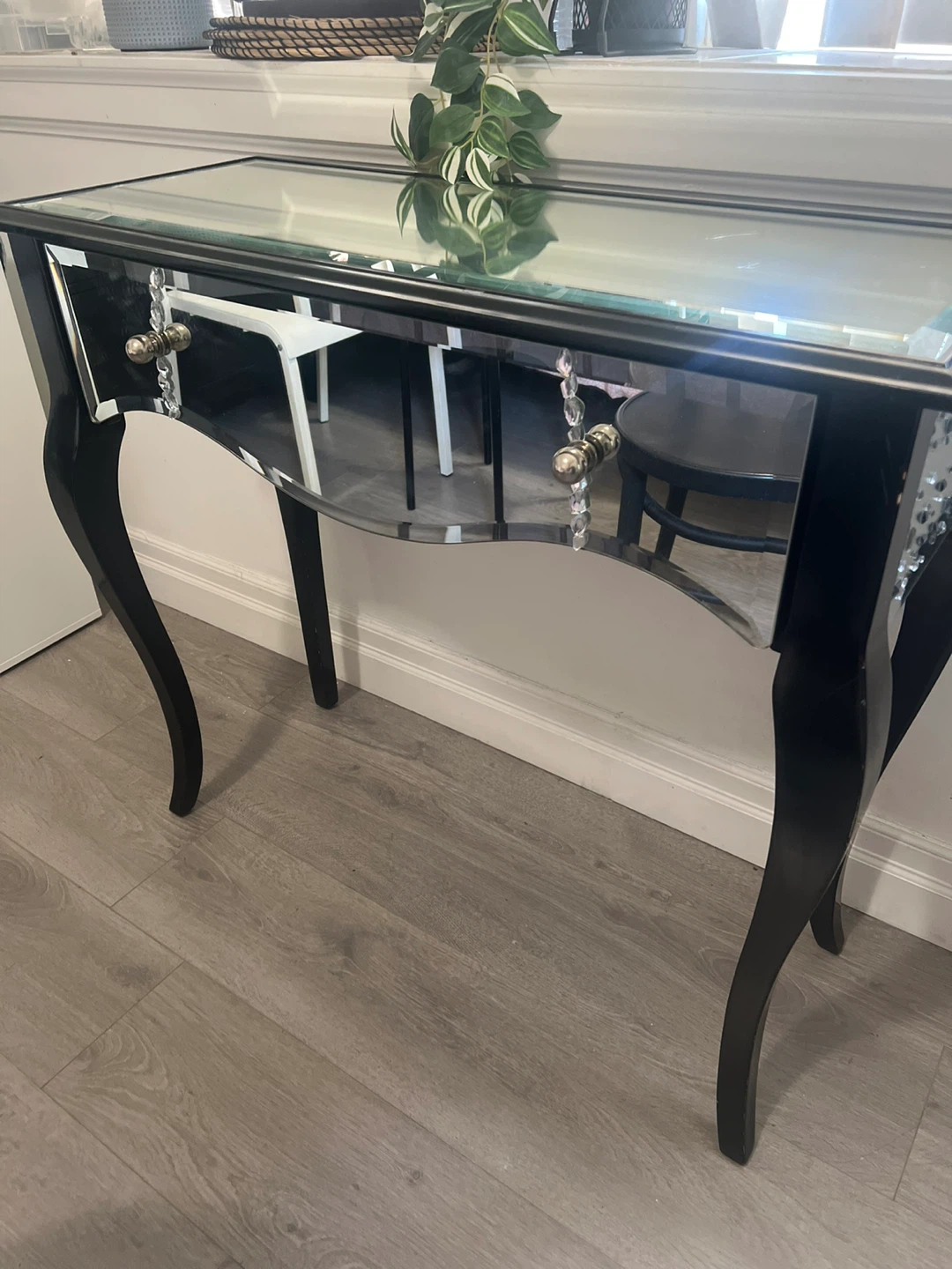 Delivery Available, Mirrored Vanity/Console Table with Chair - photo 2