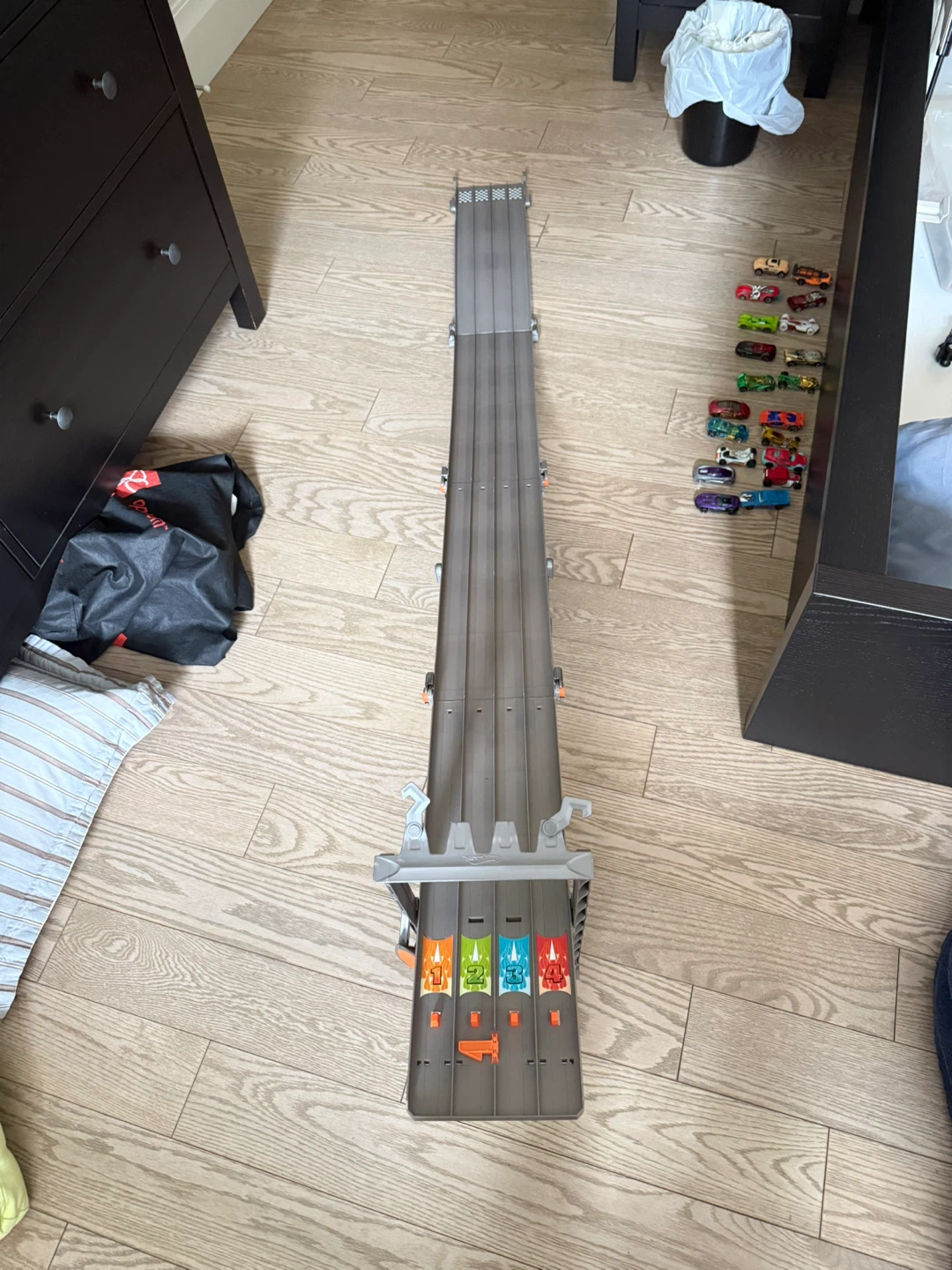 Four lane down hill track plus big box of hot wheels cars - photo 2