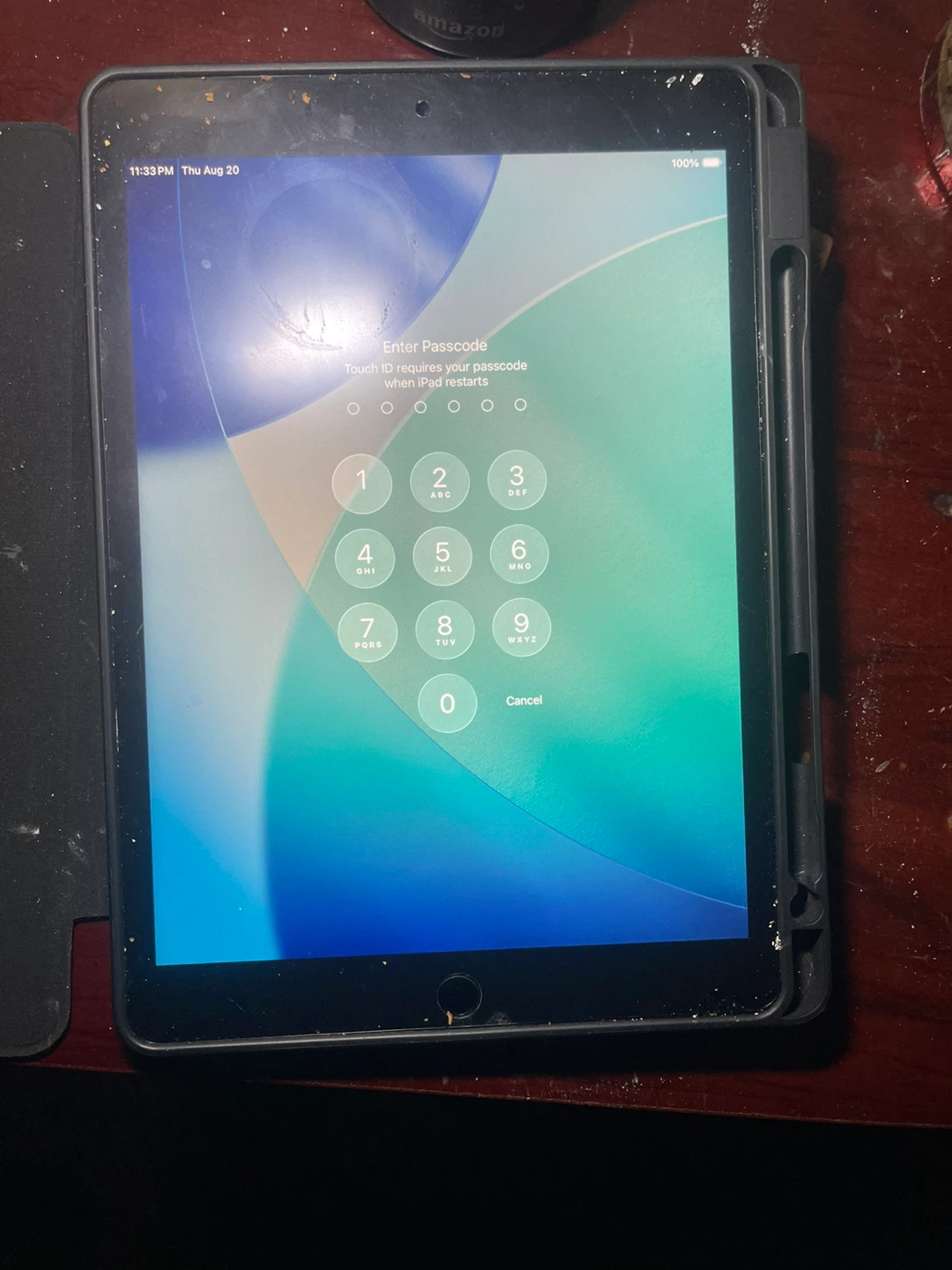 Apple iPad with Black Trifold Case - photo 2