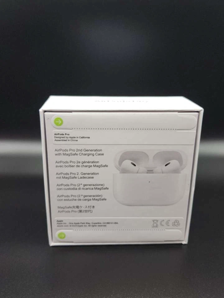 Apple AirPods Pro (2nd Gen) with MagSafe Charging Case - photo 3