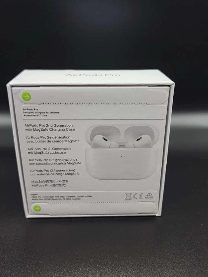 Apple AirPods Pro (2nd Gen) with MagSafe Charging Case - photo 4