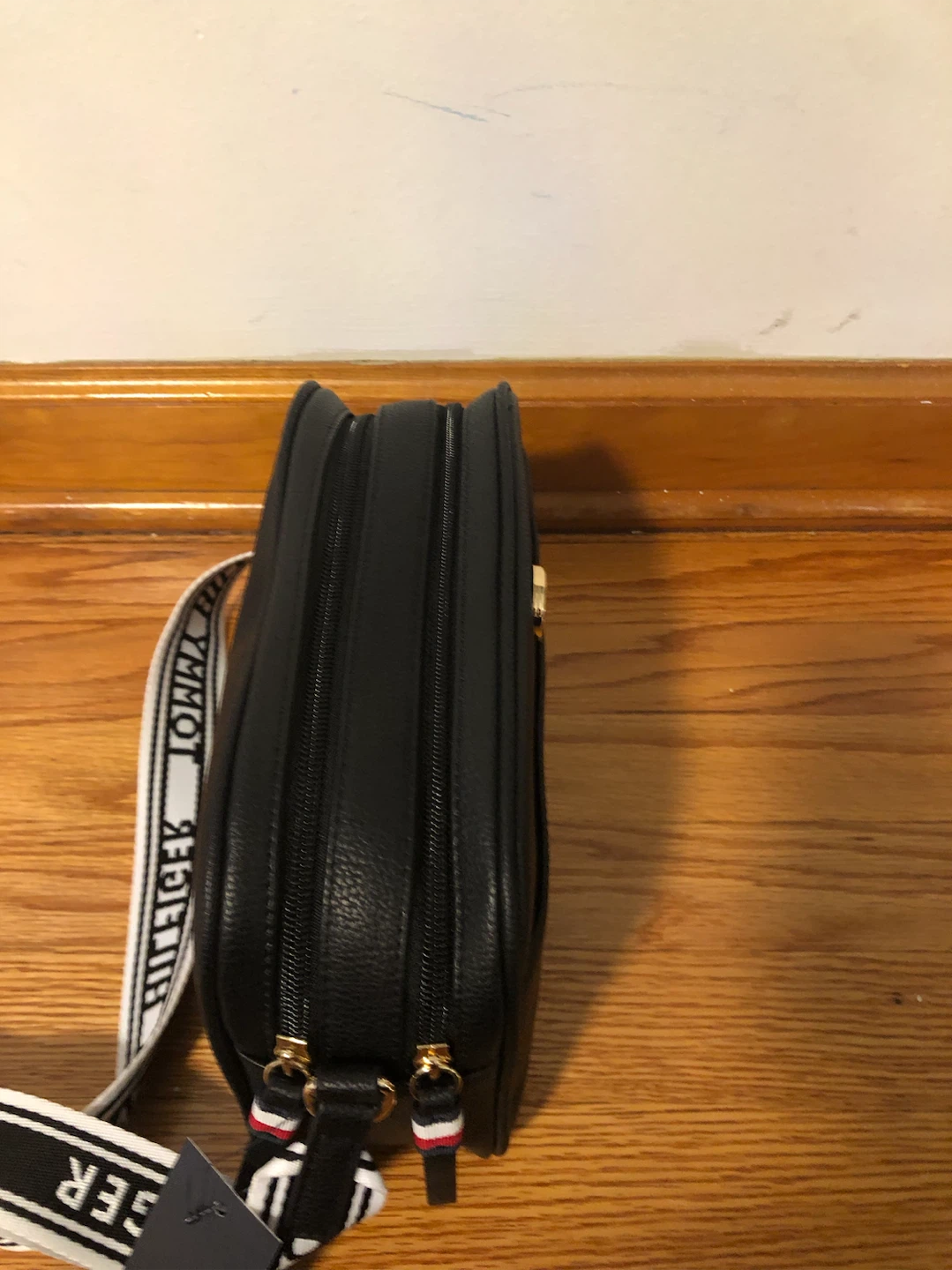 Tommy Hilfiger Black Crossbody Bag - photo 3