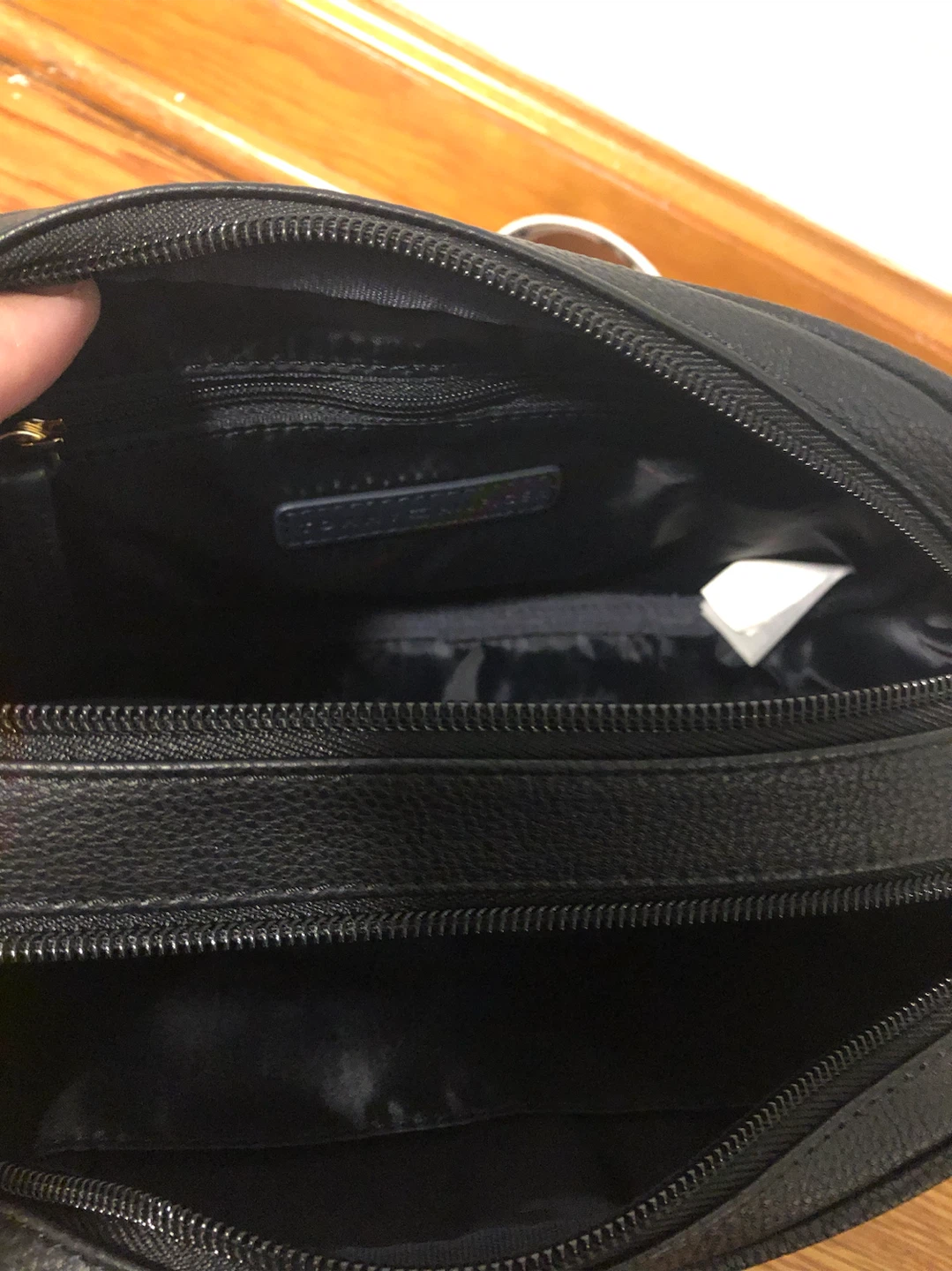 Tommy Hilfiger Black Crossbody Bag - photo 5