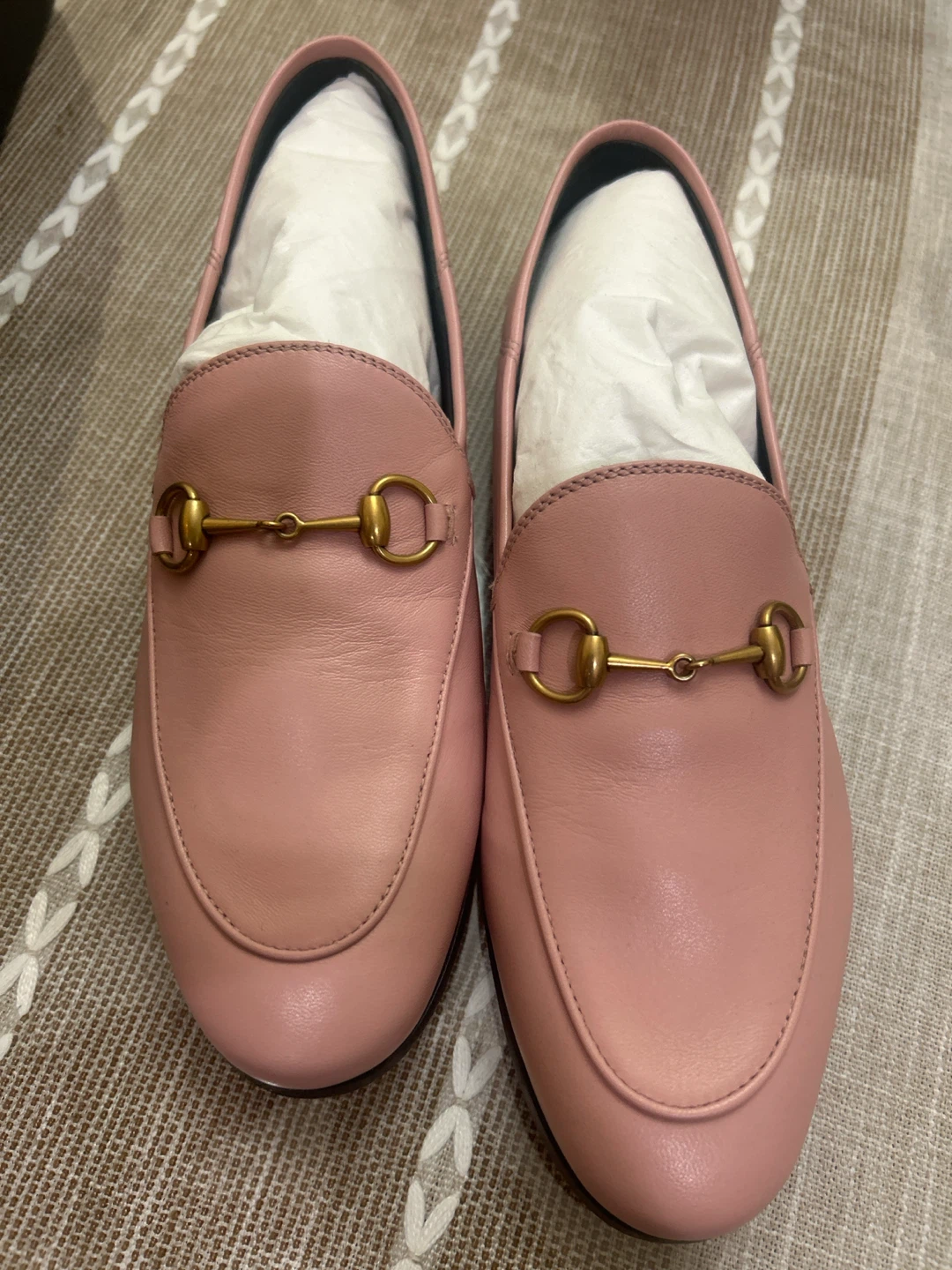 Gucci Pink Leather Loafers with Horsebit Detail - Size 8 - photo 3