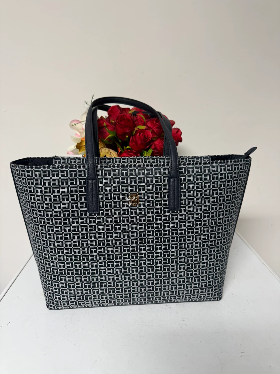 Tommy Hilfiger Tote Bag