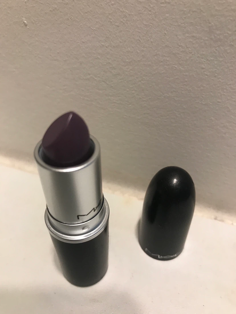 Purple MAC Lipstick - Rebel