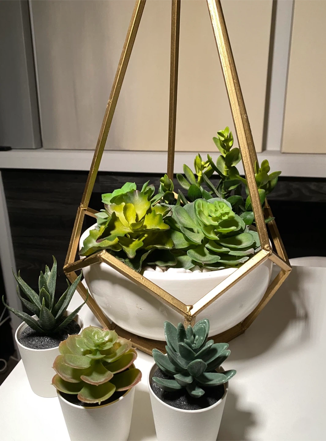 4pcs Lrg Gold Plant Hanger Geometric Faux Succulents Ceramic Pot - photo 2