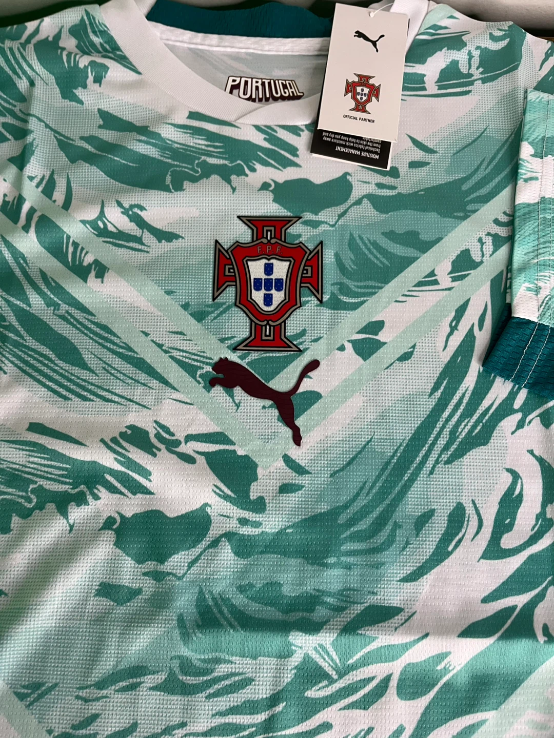 Portugal Football Jersey large - photo 3