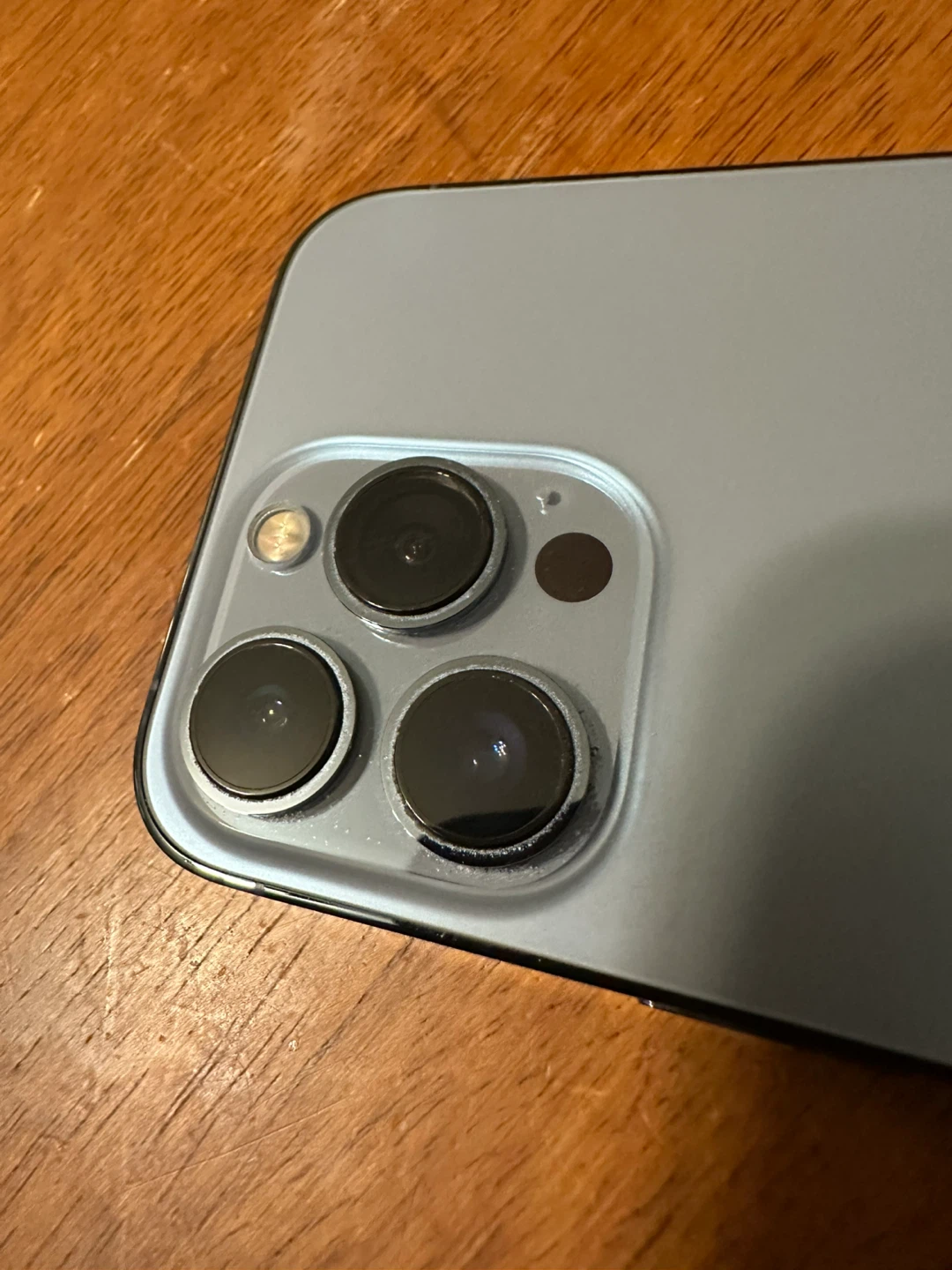 Unlocked iPhone 13 Pro 128GB with sim tray - photo 4
