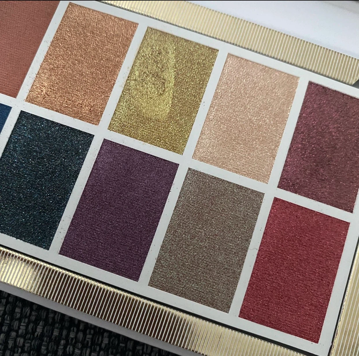 Kat Von D Limited Edition Kat Von D Edge of Reality Palette - photo 3