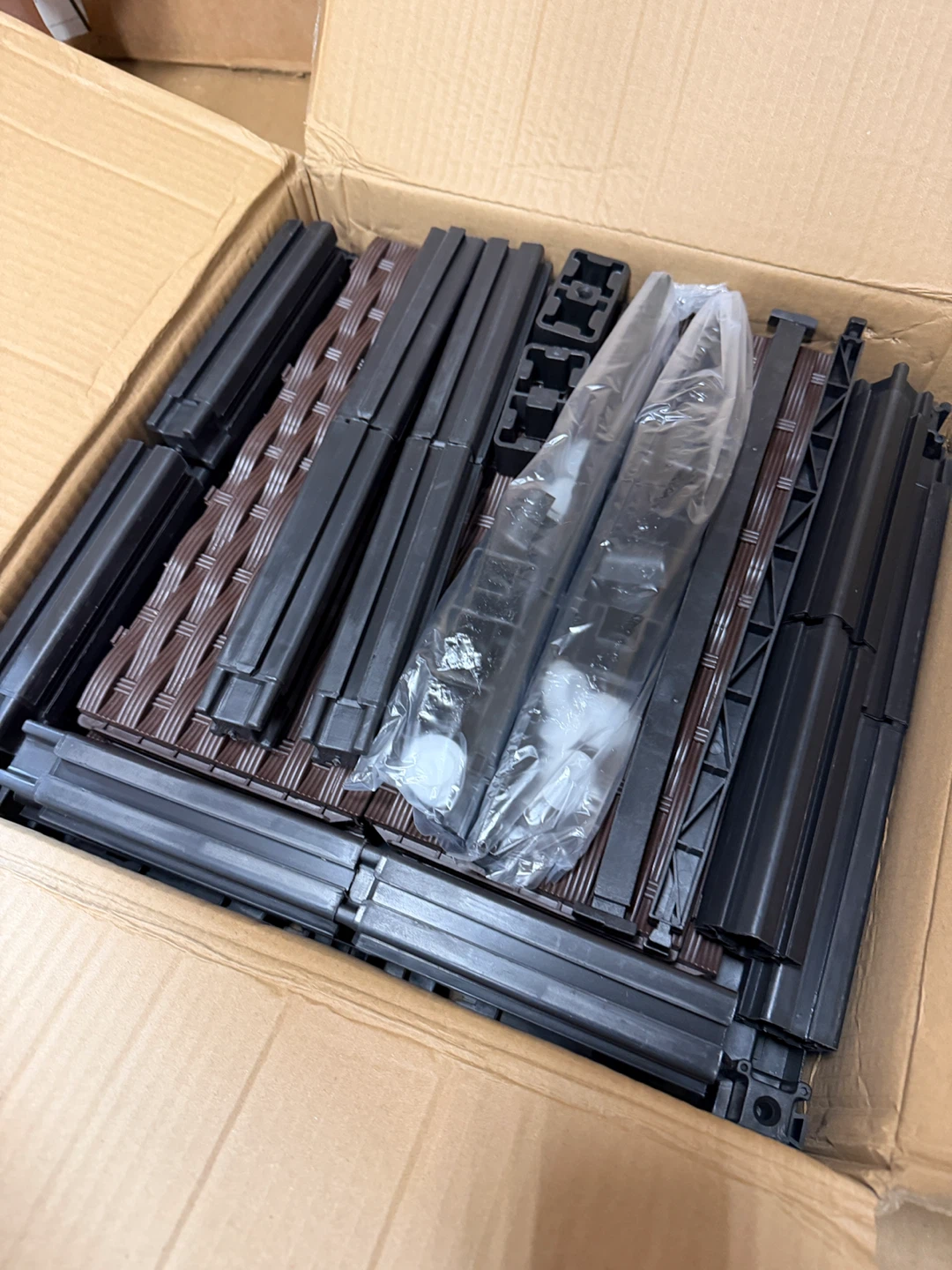 BNIB!!!!Set of 2!! Raised Garden Bed Planter - photo 4