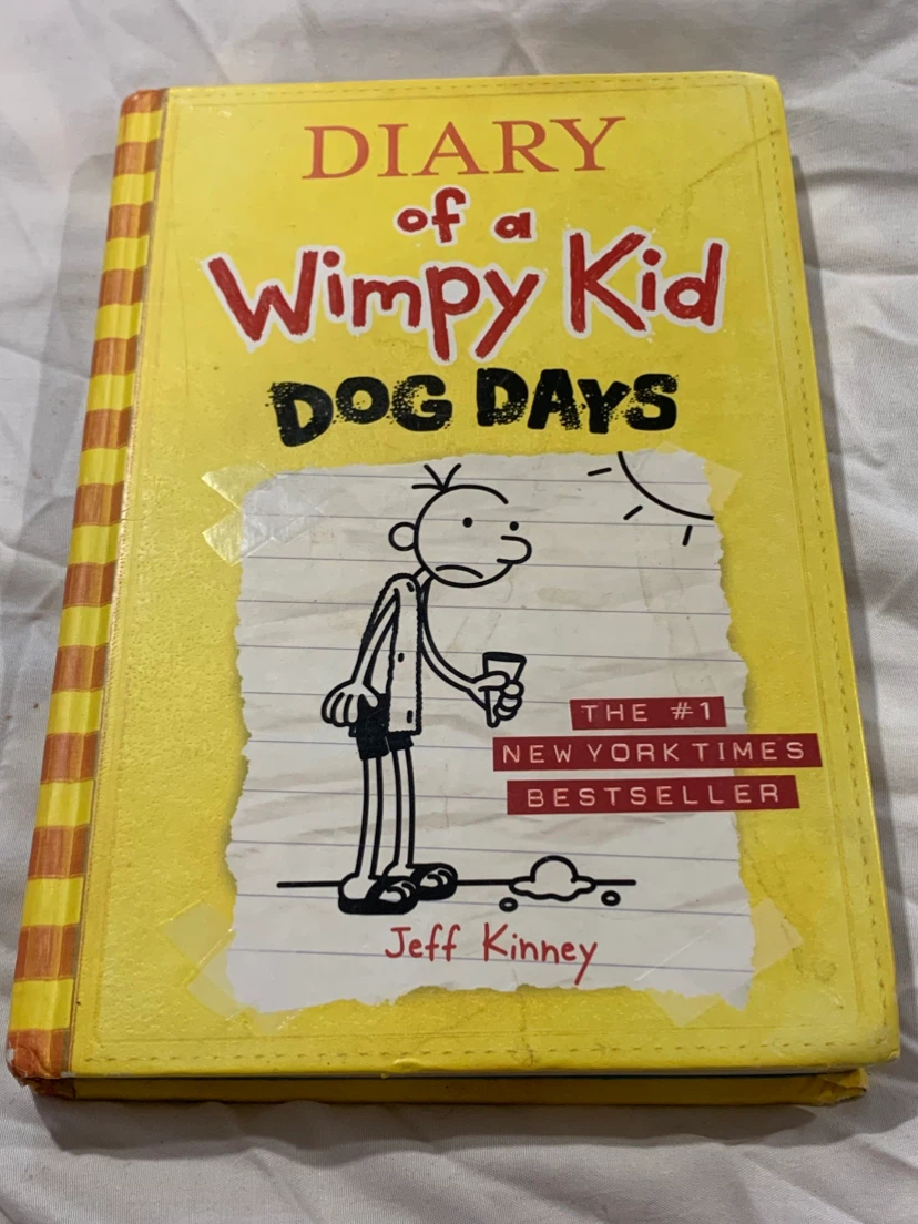 Diary of a Wimpy Kid: Dog Days by Jeff Kinney