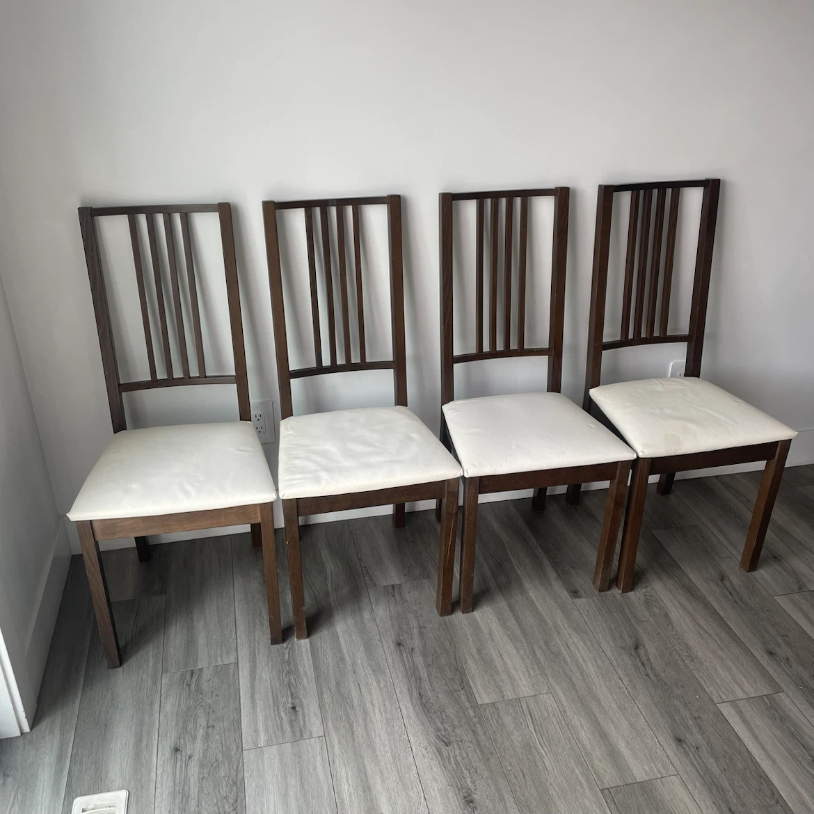 Dining Table & Chairs - photo 4
