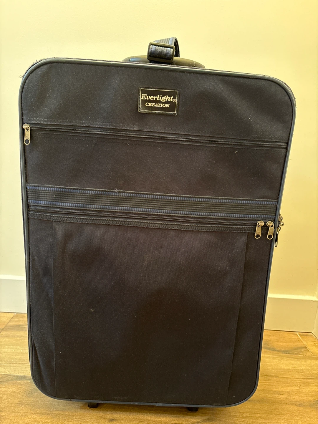 Everlight Creation navy blue suitcase