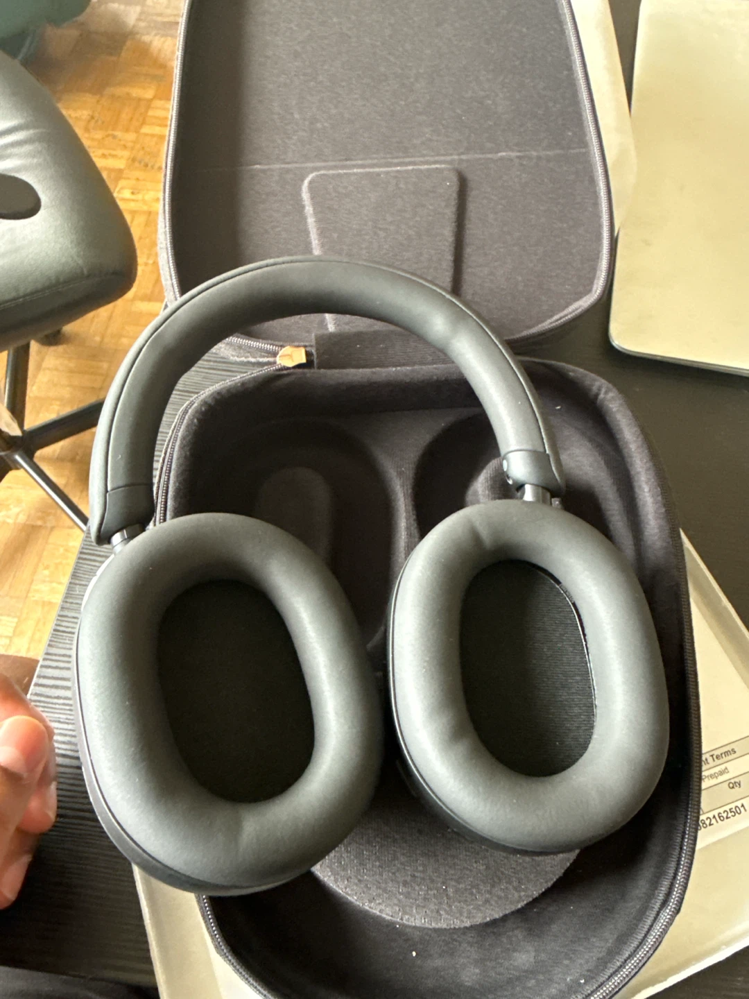 Sony WH-1000XM5 Noise Cancelling Headphones - photo 4