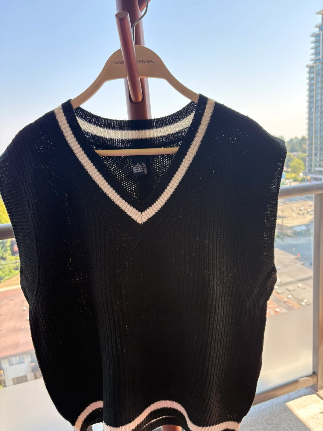 Black V-neck Knit Vest - photo 2