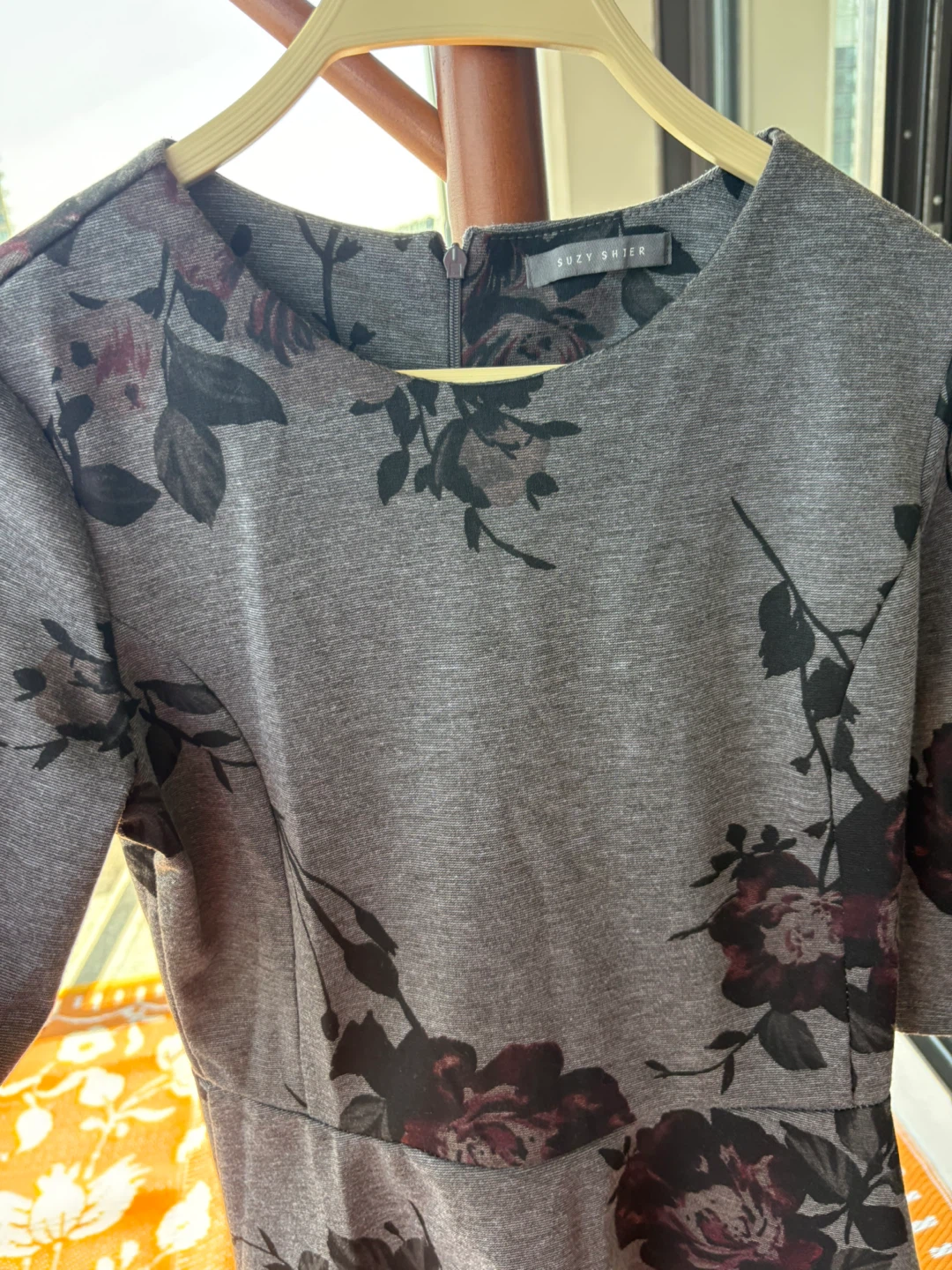 Suzy Shier floral peplum dress - photo 2