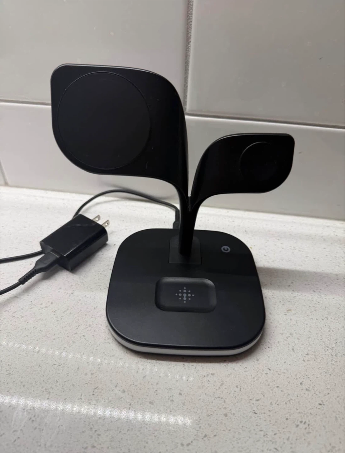 5 in 1 Wireless Charging Station - photo 2