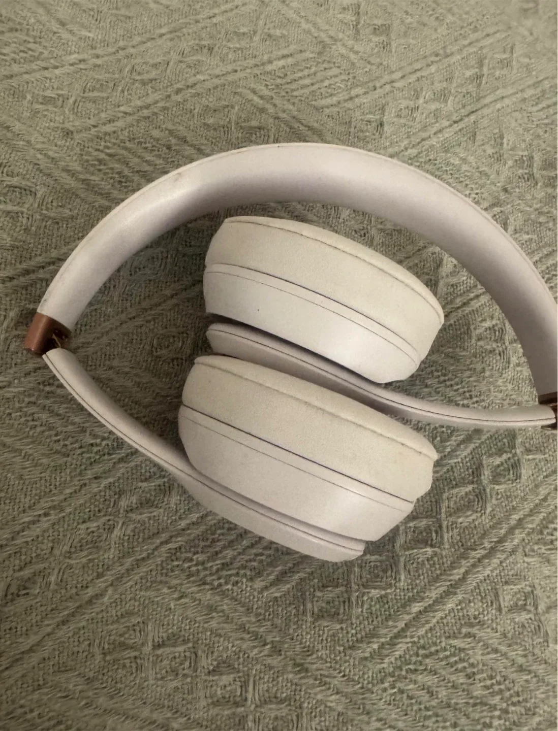 Beats Solo4 Wireless Headphones - photo 3