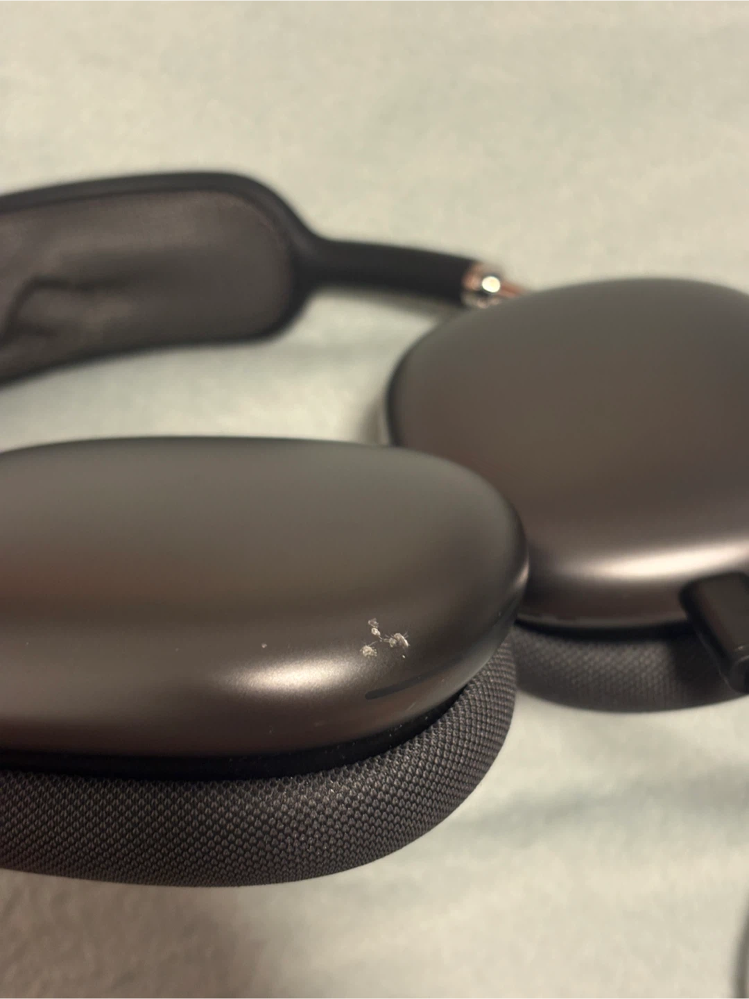 Apple AirPods Max Headphones - Space Gray Gen 1 - photo 2