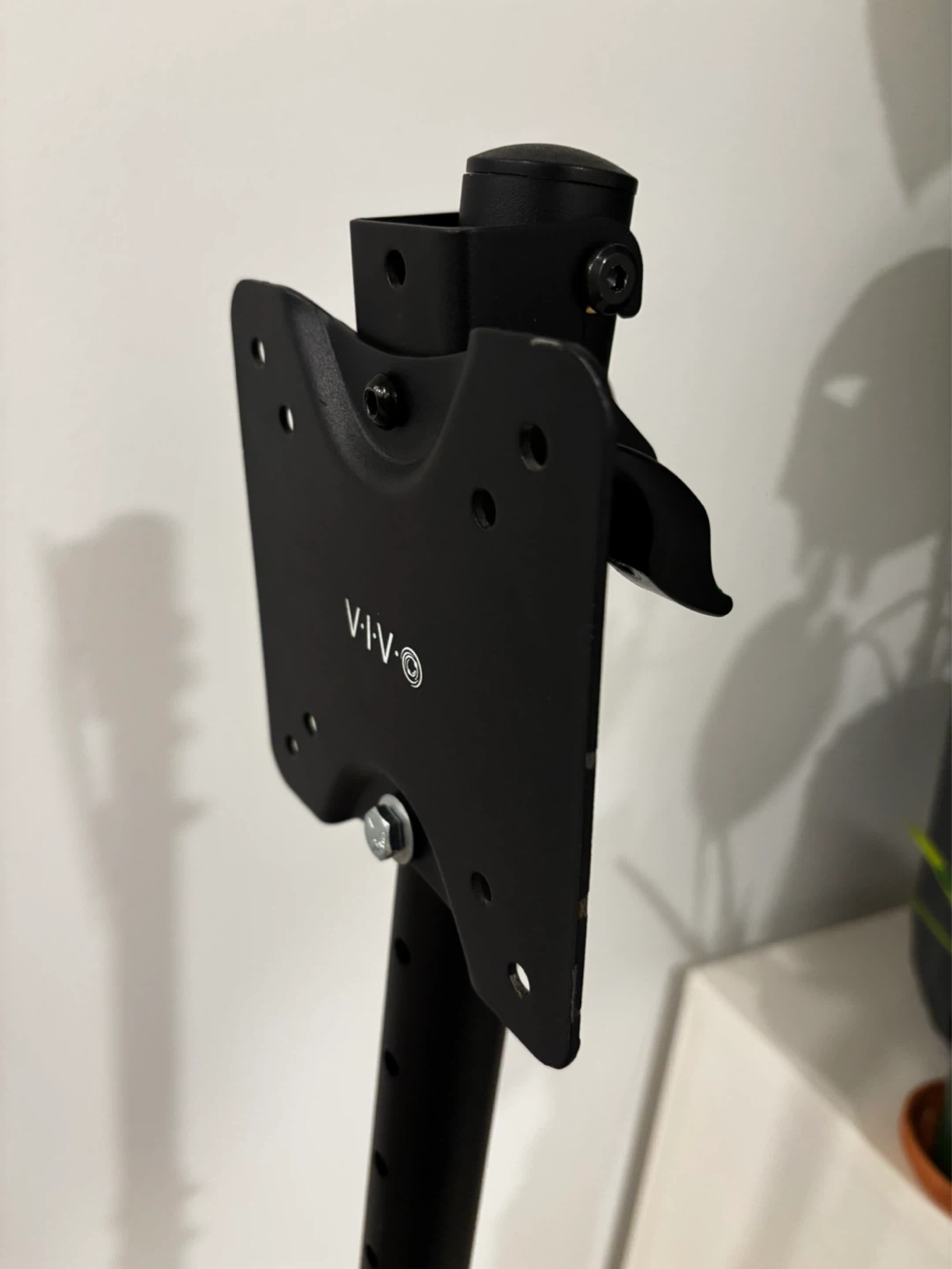 VIVO TV Stand - photo 4